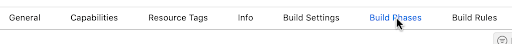 Imagem mostrando onde clicar em "Build Phases" no painel central do Xcode