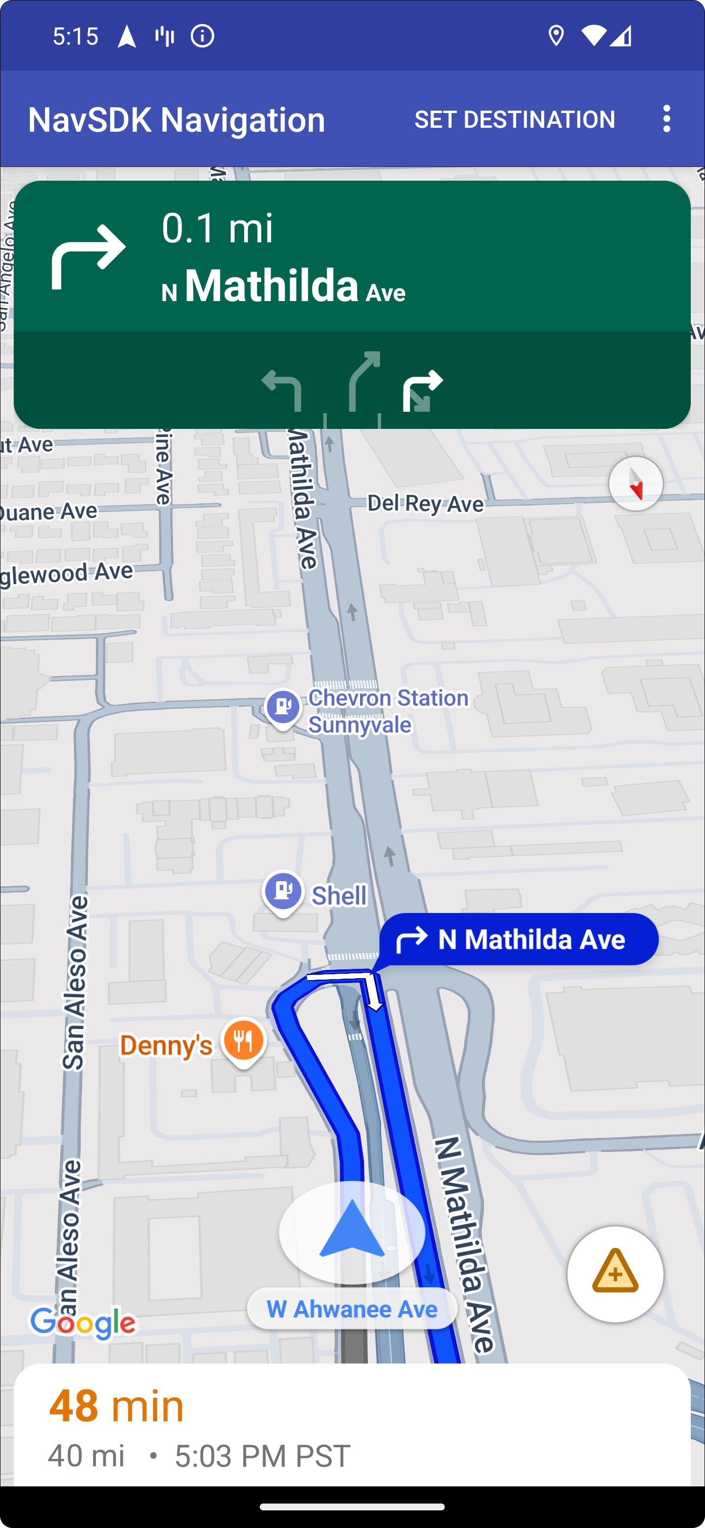 โทรศัพท์ Android ที่แสดงเส้นทางเดียวกันเป็นภาพรวม